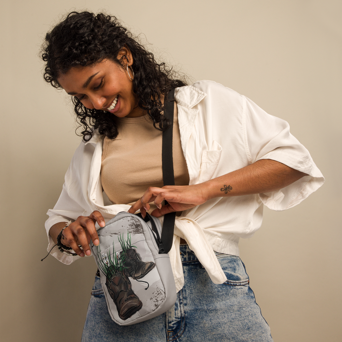 Utility crossbody bag Flower Boots